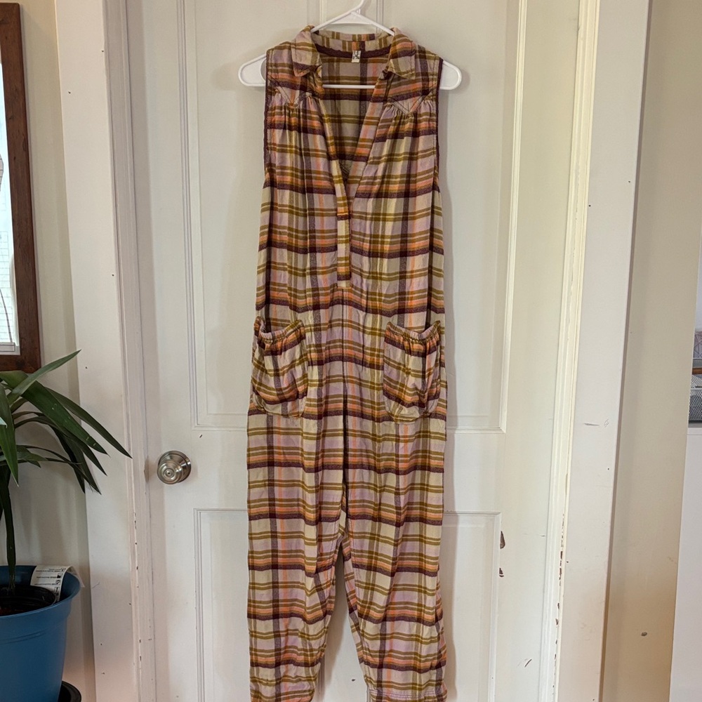 Chic Plaid Sleeveless Jumpsuit